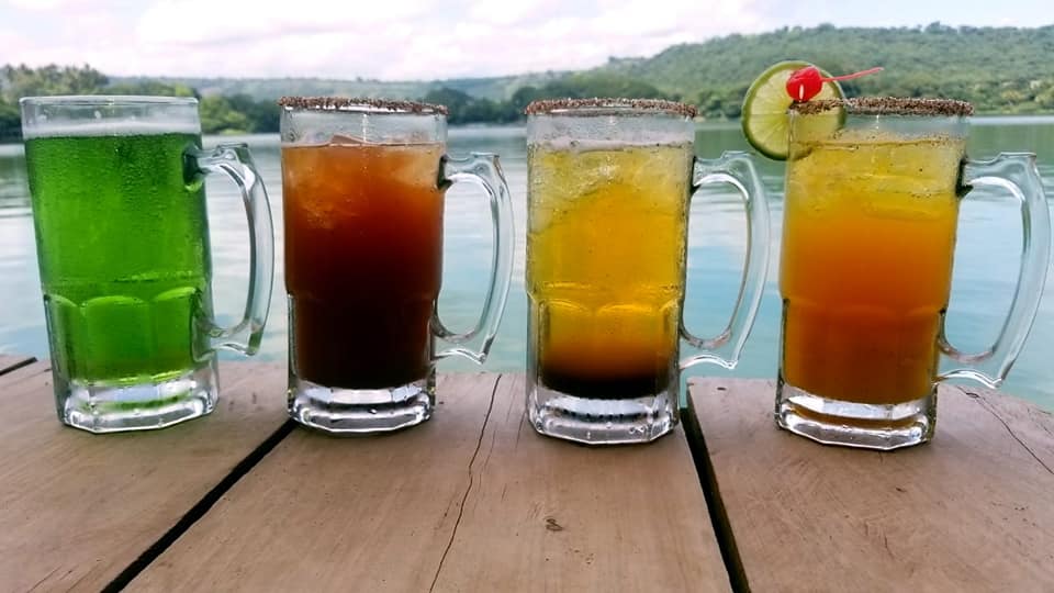bebidas en el faro clareño en san vicente